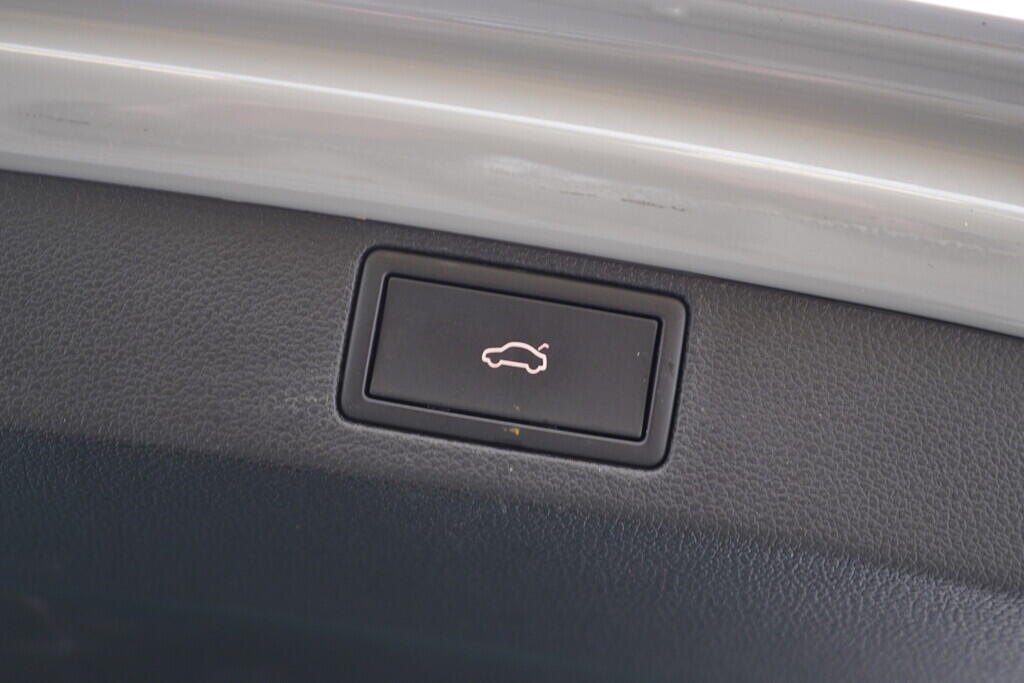 OV190V10463_39.webp_SCALA Monte Carlo 1.0 TSI 81 kW automat, DPH