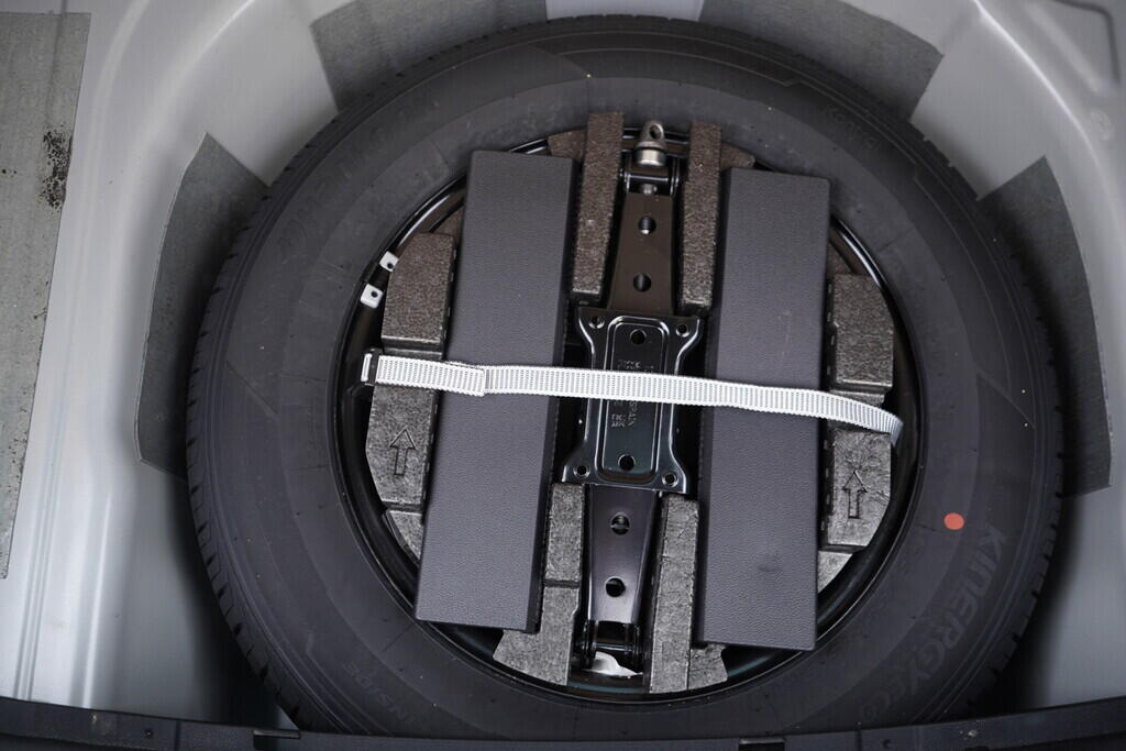 OV190V10463_41.webp_SCALA Monte Carlo 1.0 TSI 81 kW automat, DPH