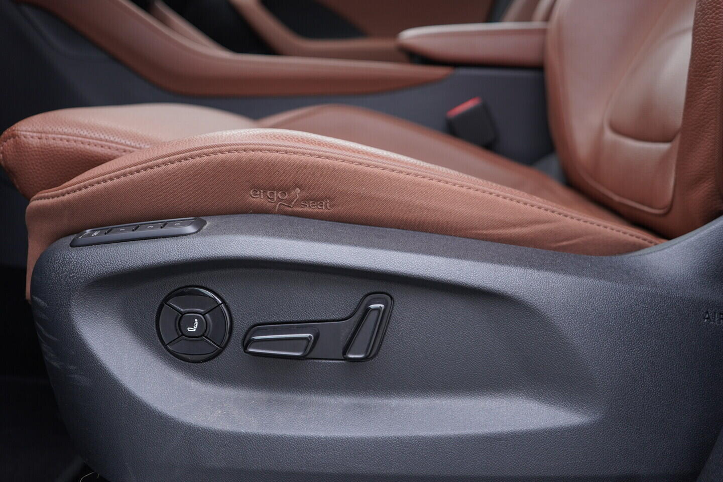 OV190V10464_21.webp_KODIAQ Selection 2.0 TDI 142 kW automat, DPH