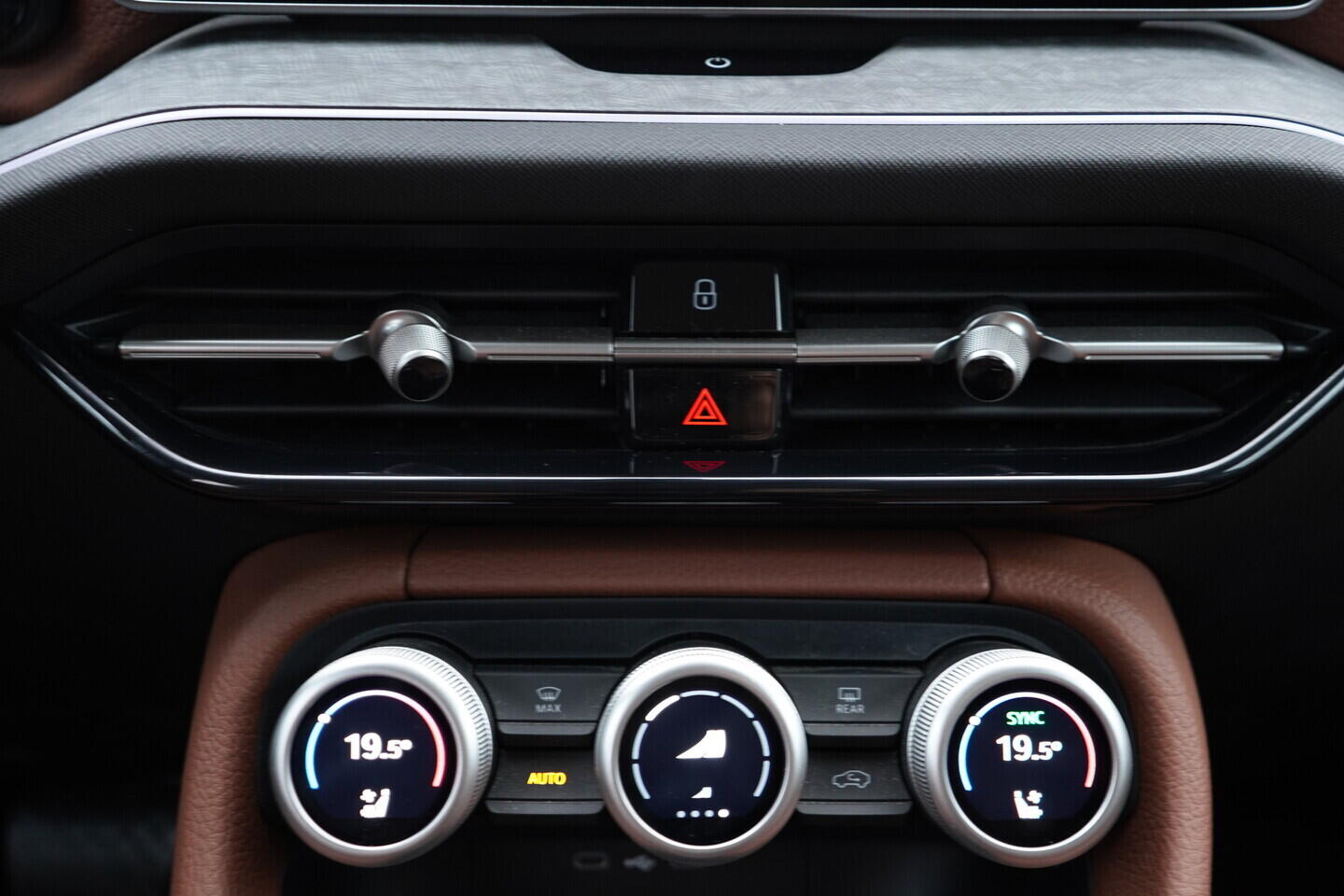 OV190V10464_34.webp_KODIAQ Selection 2.0 TDI 142 kW automat, DPH