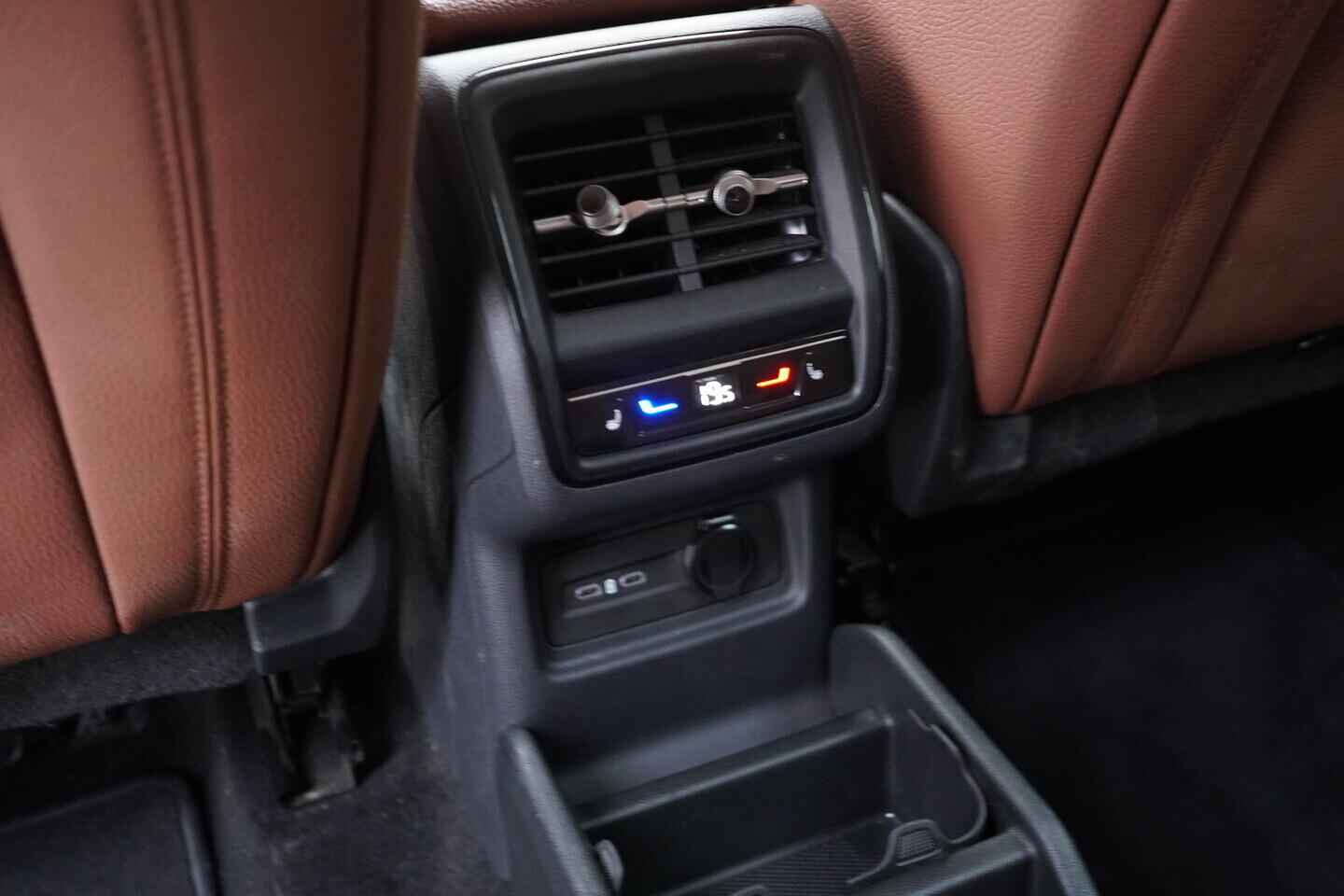 OV190V10464_38.webp_KODIAQ Selection 2.0 TDI 142 kW automat, DPH