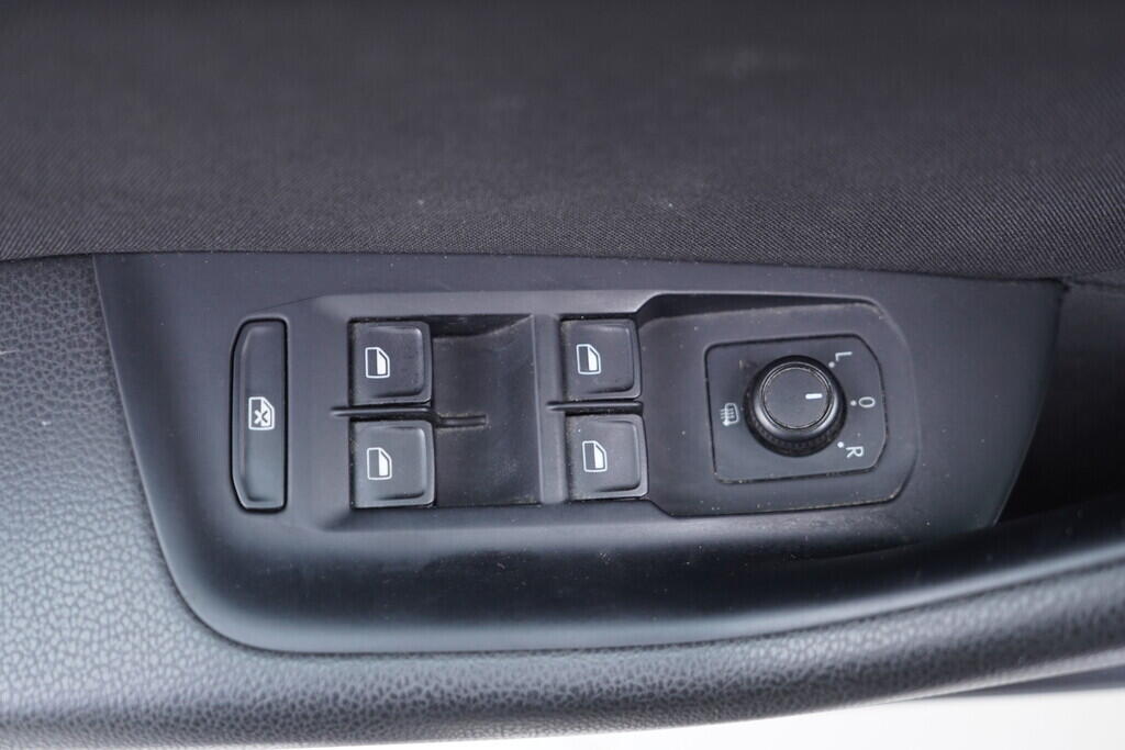 OV190V10465_20.webp_PASSAT  2.0 TDI 110 kW automat