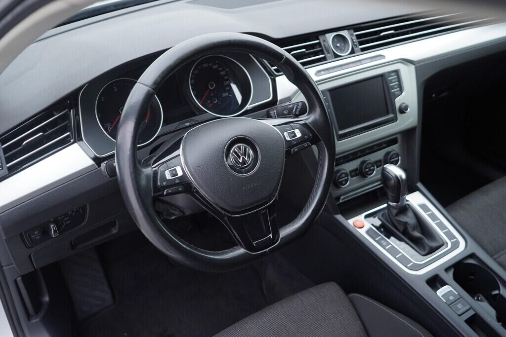 OV190V10465_22.webp_PASSAT  2.0 TDI 110 kW automat