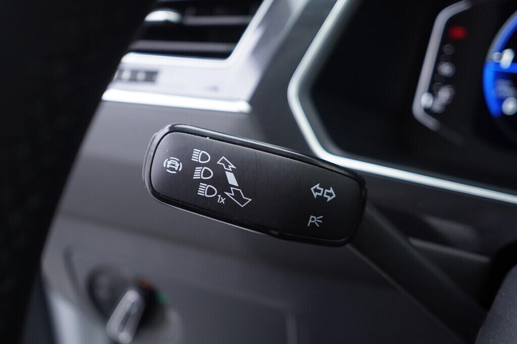 OV190V10466_27.webp_TIGUAN ALLSPACE R-Line 2.0 TDI 147 kW automat, DPH