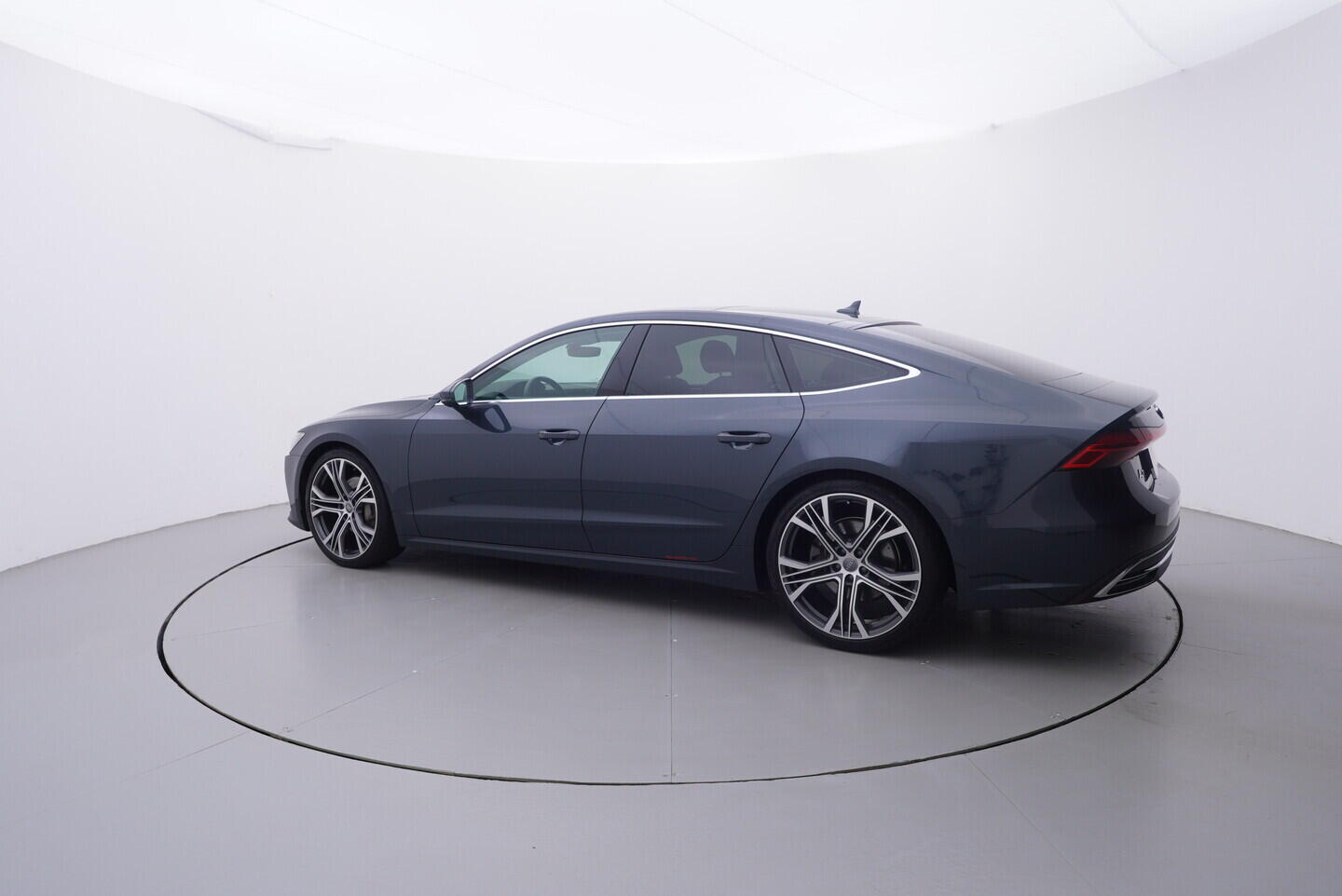 OV190V10468_12.webp_A7 SPORTBACK 45 TDI QUATTRO 3.0 TDI 170 kW automat, DPH