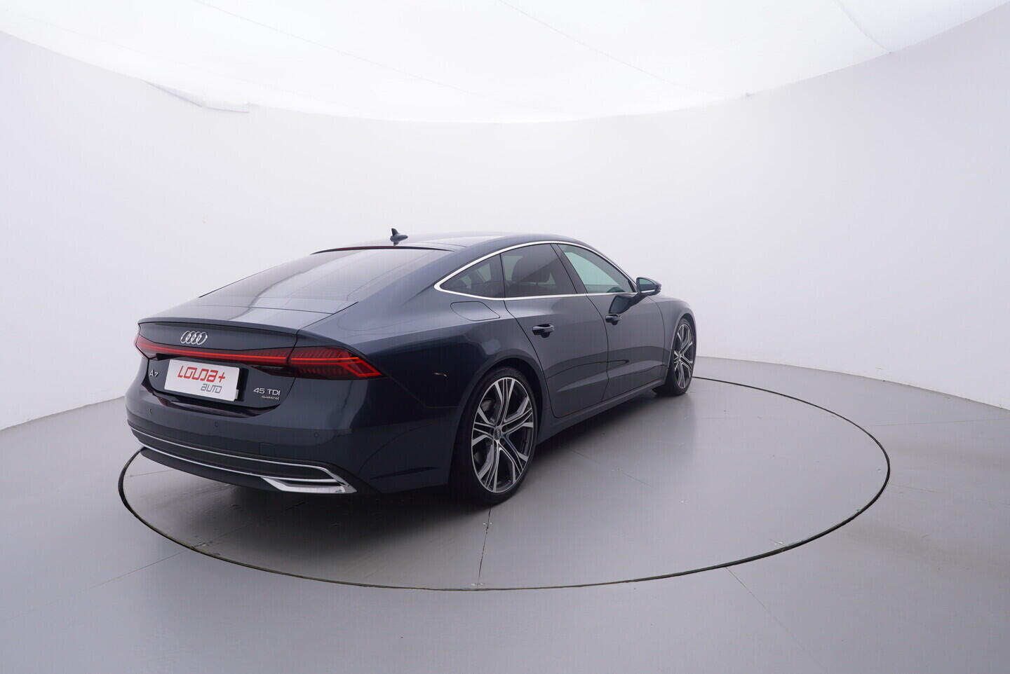 OV190V10468_14.webp_A7 SPORTBACK 45 TDI QUATTRO 3.0 TDI 170 kW automat, DPH