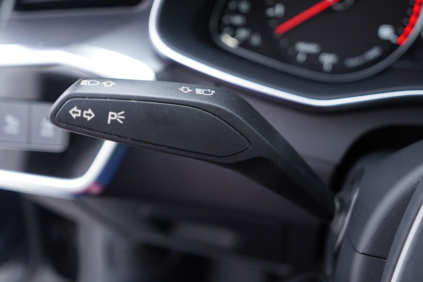 OV190V10468_24.webp_A7 SPORTBACK 45 TDI QUATTRO 3.0 TDI 170 kW automat, DPH