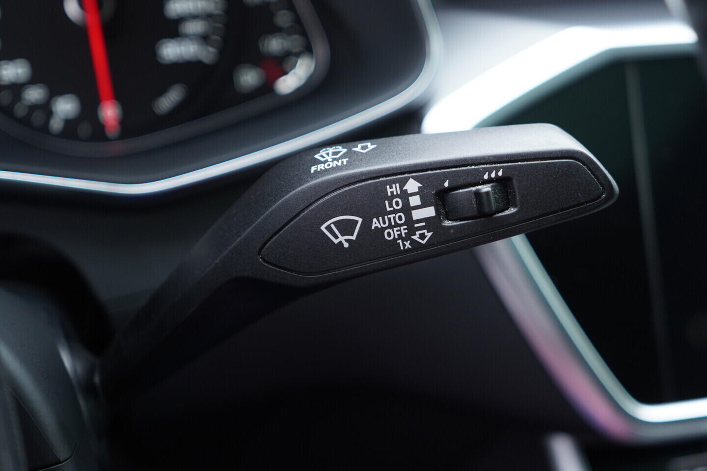 OV190V10468_26.webp_A7 SPORTBACK 45 TDI QUATTRO 3.0 TDI 170 kW automat, DPH