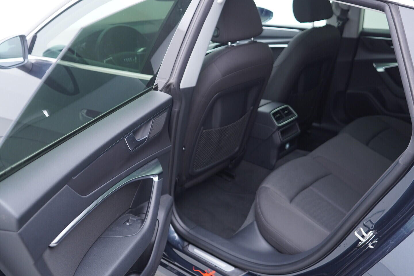 OV190V10468_36.webp_A7 SPORTBACK 45 TDI QUATTRO 3.0 TDI 170 kW automat, DPH