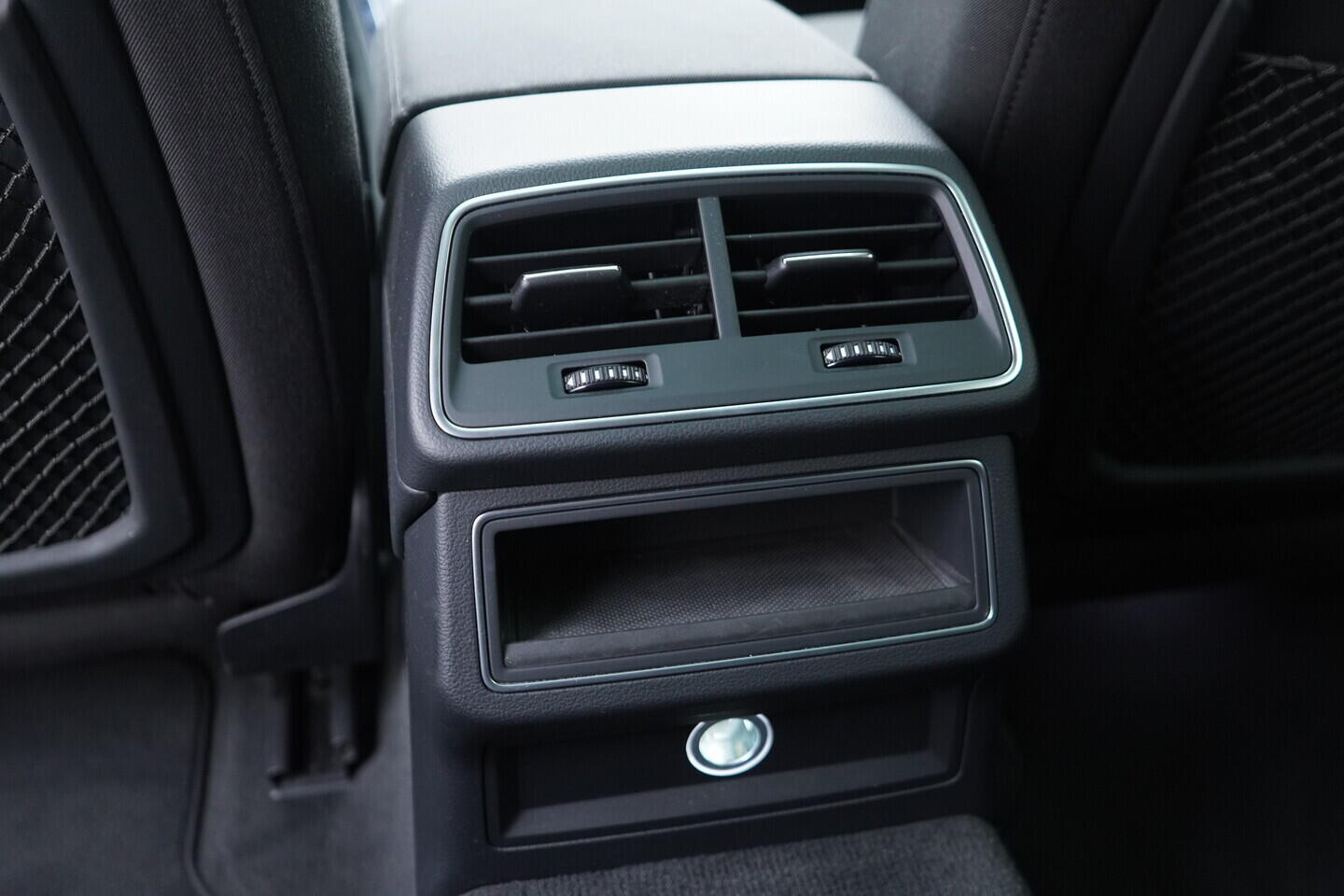 OV190V10468_37.webp_A7 SPORTBACK 45 TDI QUATTRO 3.0 TDI 170 kW automat, DPH