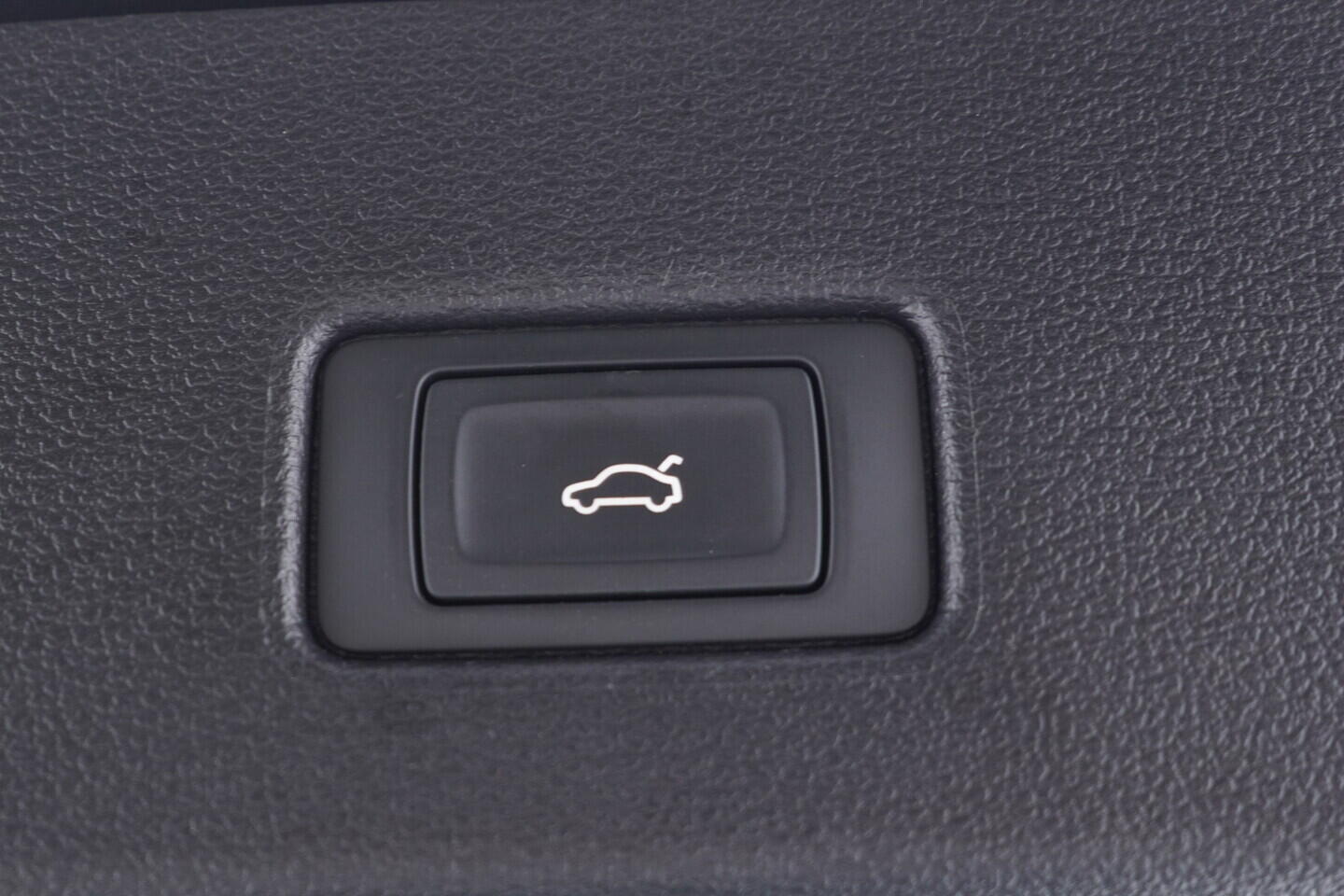 OV190V10468_39.webp_A7 SPORTBACK 45 TDI QUATTRO 3.0 TDI 170 kW automat, DPH