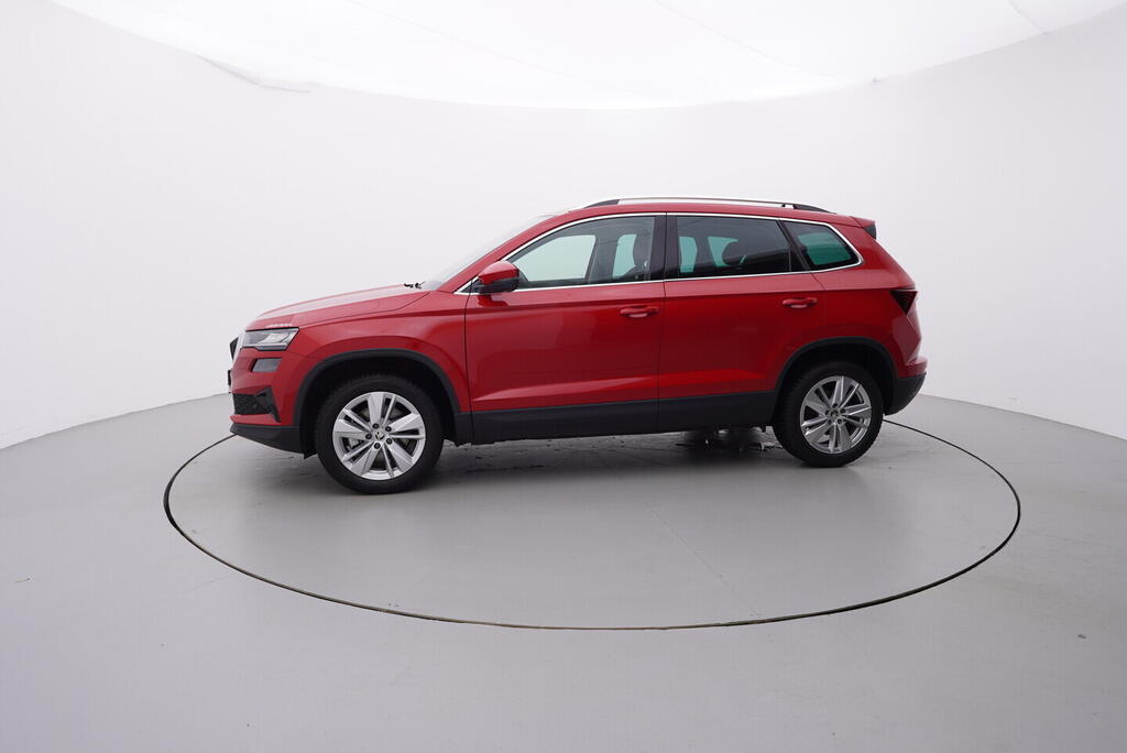 OV190V10472_11.webp_KAROQ Selection 1.5 TSI 110 kW automat, DPH