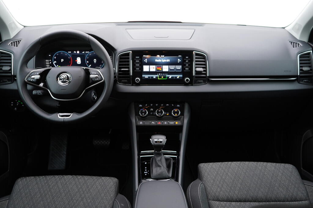 OV190V10472_26.webp_KAROQ Selection 1.5 TSI 110 kW automat, DPH