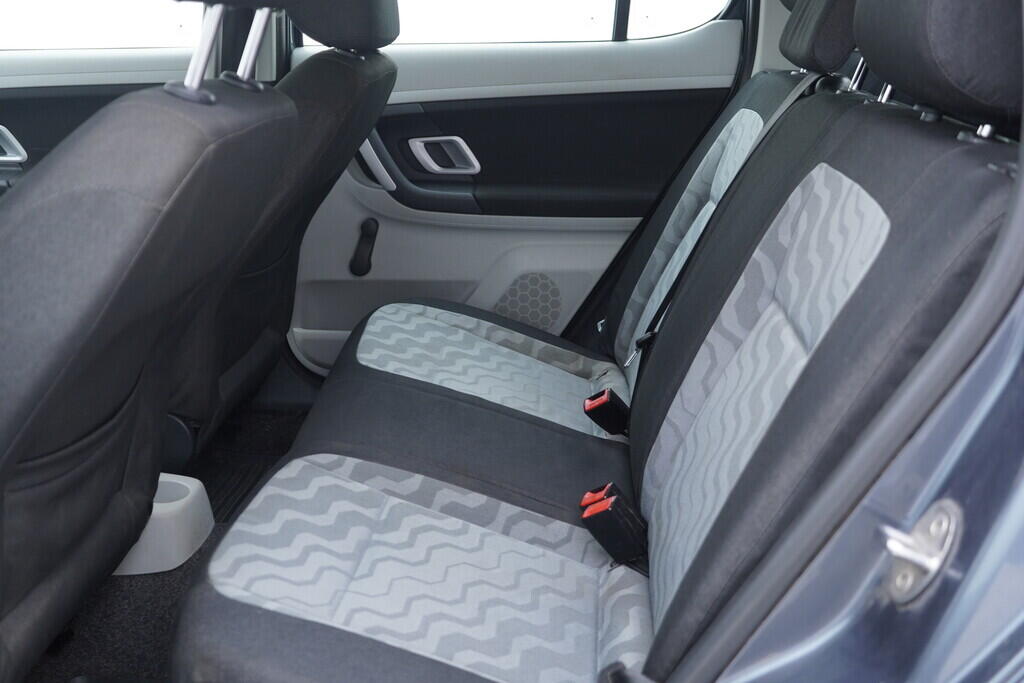 OV190V10475_31.webp_FABIA Ambition 1.2 HTP 44 kW manuál