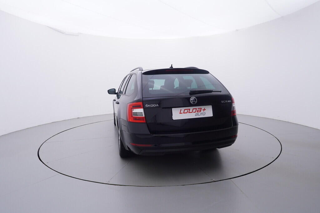 OV190V10478_13.webp_OCTAVIA  2.0 TDI 110 kW automat