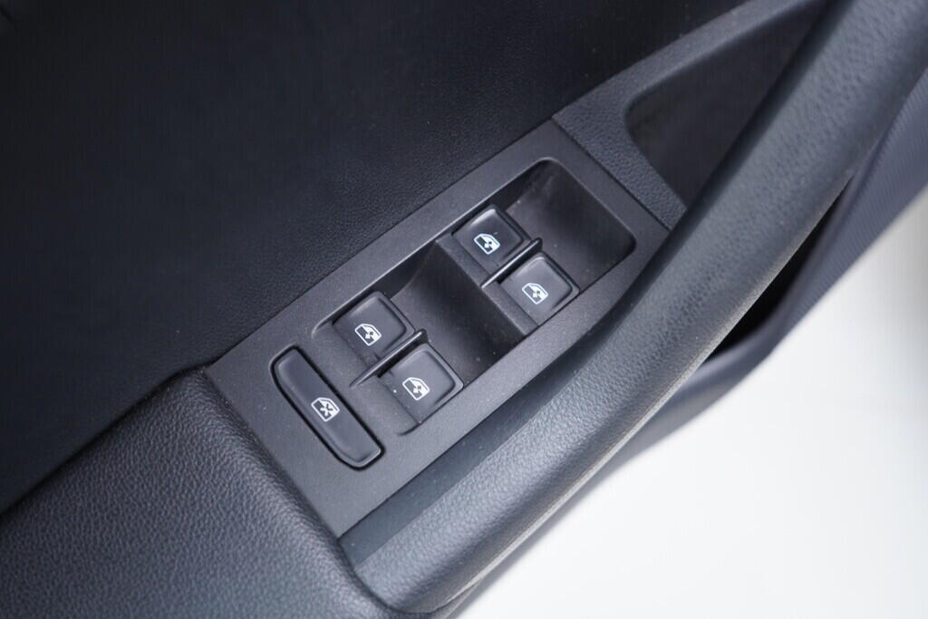 OV190V10478_21.webp_OCTAVIA  2.0 TDI 110 kW automat