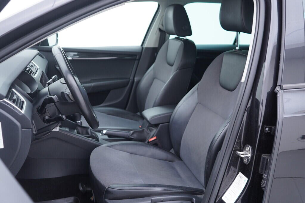 OV190V10478_23.webp_OCTAVIA  2.0 TDI 110 kW automat