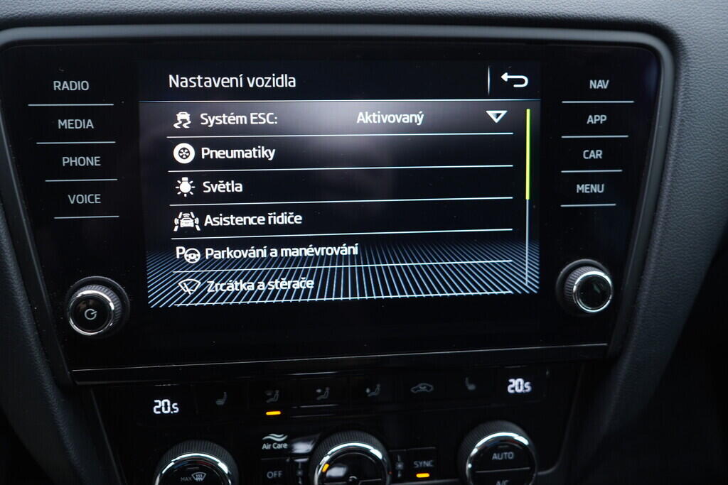 OV190V10478_35.webp_OCTAVIA  2.0 TDI 110 kW automat