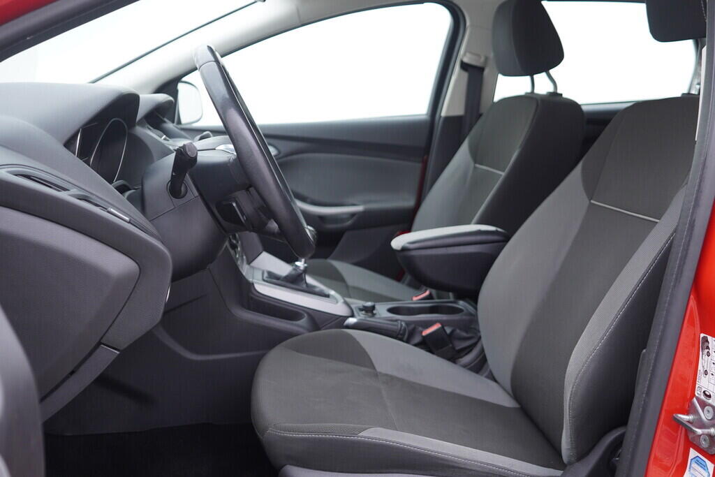 OV190V10480_22.webp_FOCUS  1.6 TDCi 85 kW manuál