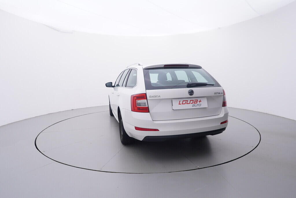 OV190V10481_13.webp_OCTAVIA Elegance 1.2 TSI 77 kW manuál