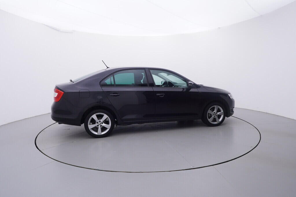 OV190V10483_14.webp_RAPID Elegance 1.6 TDI 85 kW manuál