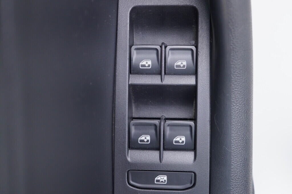 OV190V10483_19.webp_RAPID Elegance 1.6 TDI 85 kW manuál