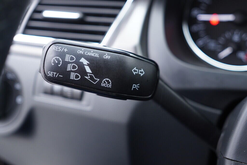 OV190V10483_23.webp_RAPID Elegance 1.6 TDI 85 kW manuál