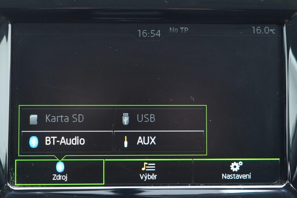 OV190V10483_28.webp_RAPID Elegance 1.6 TDI 85 kW manuál