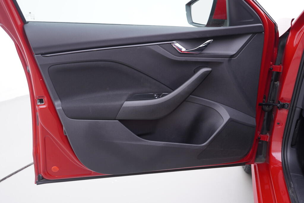 OV190V10484_19.webp_KAMIQ Ambition 1.0 TSI 70 kW manuál, DPH