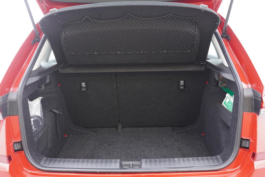 OV190V10484_35.webp_KAMIQ Ambition 1.0 TSI 70 kW manuál, DPH