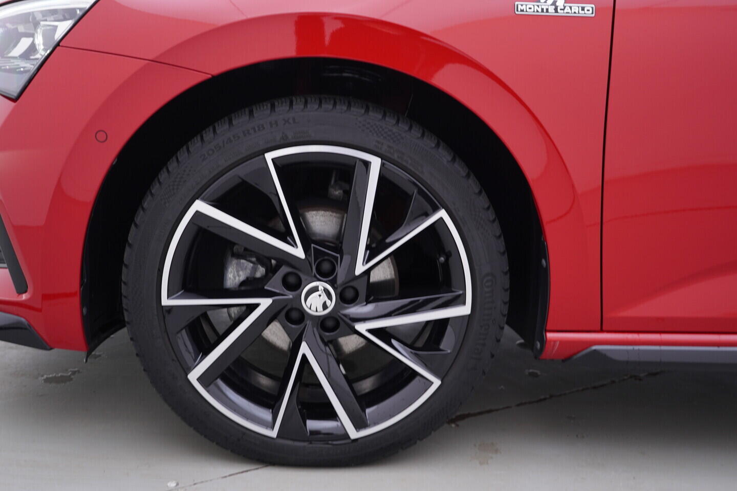 OV190V10485_41.webp_SCALA Monte Carlo 1.5 TSI 110 kW automat, DPH