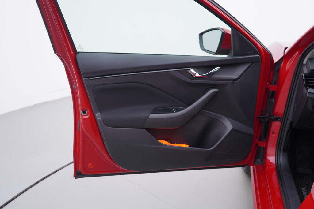 OV190V10487_19.webp_KAMIQ Ambition 1.0 TSI 70 kW manuál, DPH