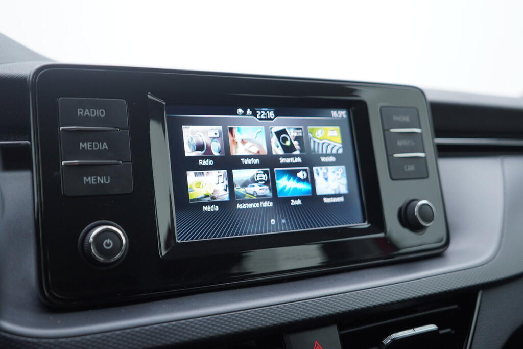 OV190V10487_31.webp_KAMIQ Ambition 1.0 TSI 70 kW manuál, DPH