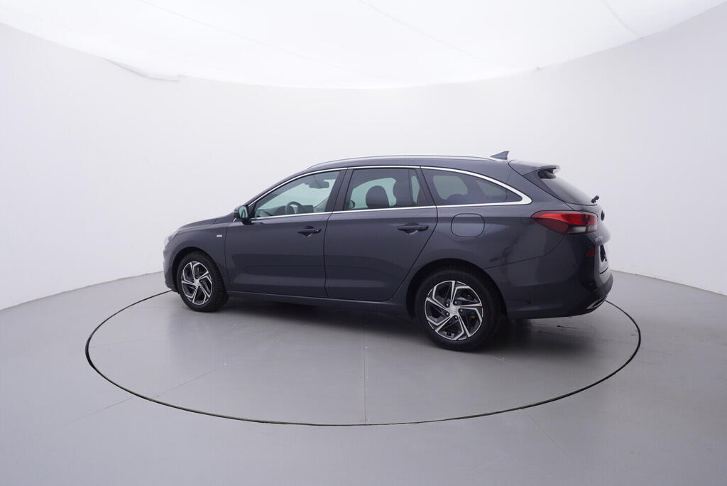 OV190V10489_12.webp_I30 Smart 1.5 T-GDI 118 kW automat, DPH