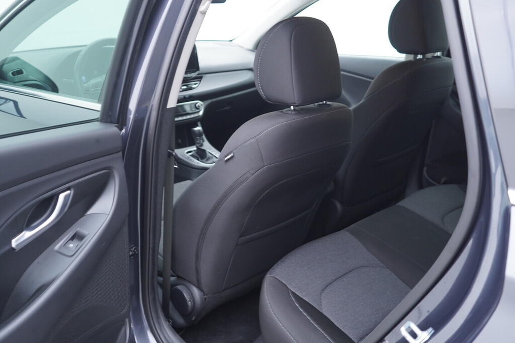 OV190V10489_35.webp_I30 Smart 1.5 T-GDI 118 kW automat, DPH