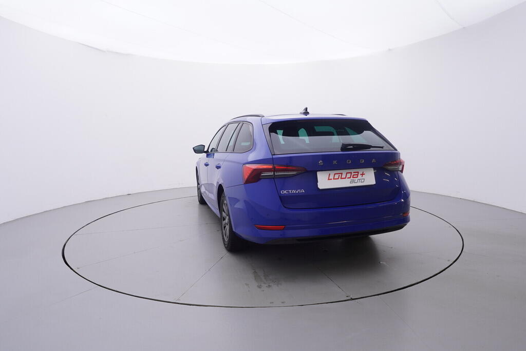 OV190V10497_13.webp_OCTAVIA Ambition 2.0 TDI 85 kW manuál, DPH