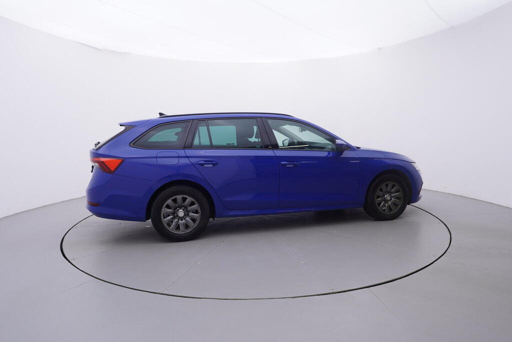 OV190V10497_15.webp_OCTAVIA Ambition 2.0 TDI 85 kW manuál, DPH