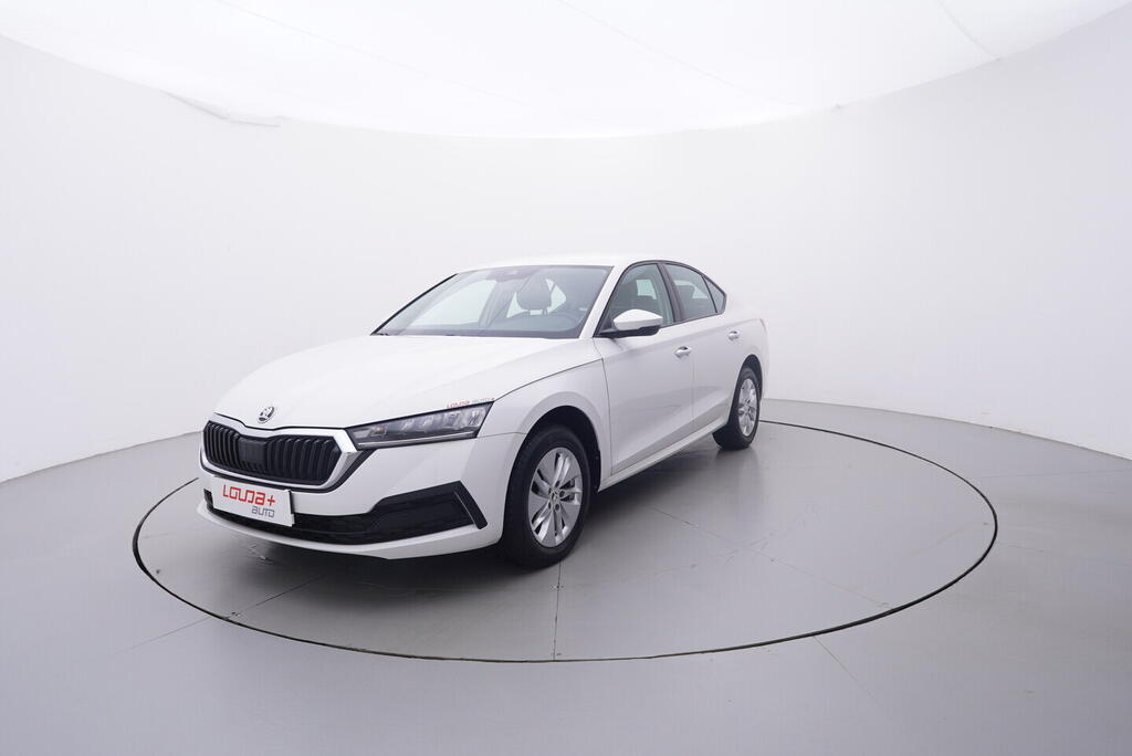 OV190V10498_10.webp_OCTAVIA Ambition 2.0 TDI 85 kW manuál, DPH