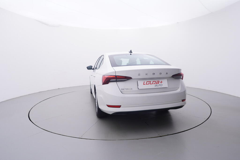 OV190V10498_13.webp_OCTAVIA Ambition 2.0 TDI 85 kW manuál, DPH