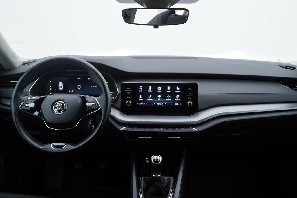 OV190V10498_25.webp_OCTAVIA Ambition 2.0 TDI 85 kW manuál, DPH