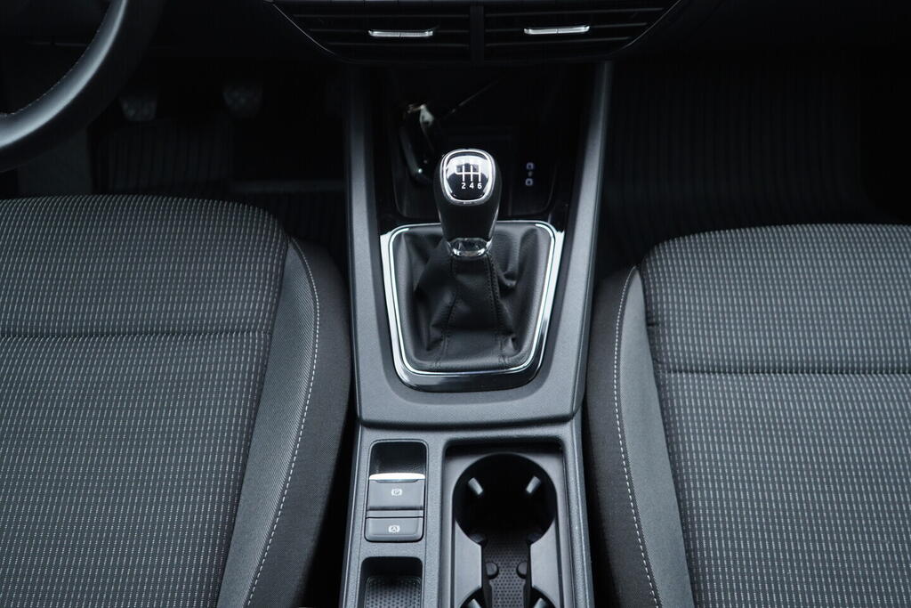 OV190V10498_32.webp_OCTAVIA Ambition 2.0 TDI 85 kW manuál, DPH