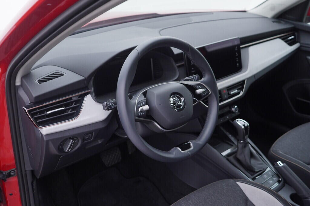 OV190V10499_21.webp_KAMIQ Top Selection 1.0 TSI 85 kW automat, DPH