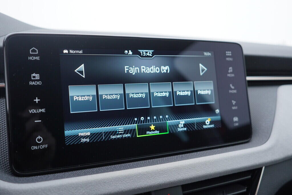 OV190V10499_28.webp_KAMIQ Top Selection 1.0 TSI 85 kW automat, DPH