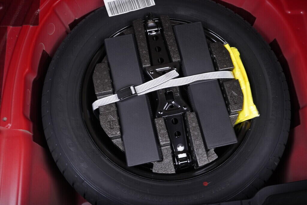 OV190V10499_40.webp_KAMIQ Top Selection 1.0 TSI 85 kW automat, DPH