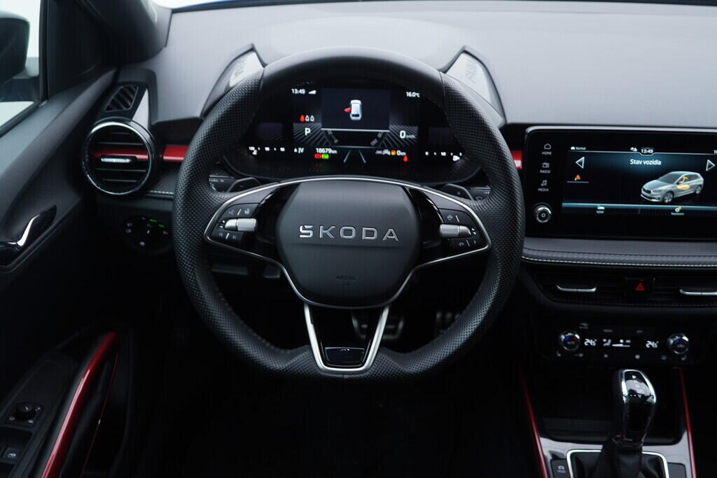 OV190V10500_26.webp_FABIA Monte Carlo 1.0 TSI 85 kW automat, DPH