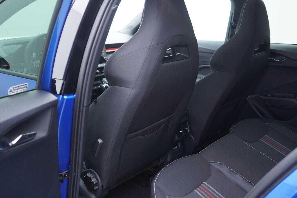 OV190V10500_33.webp_FABIA Monte Carlo 1.0 TSI 85 kW automat, DPH