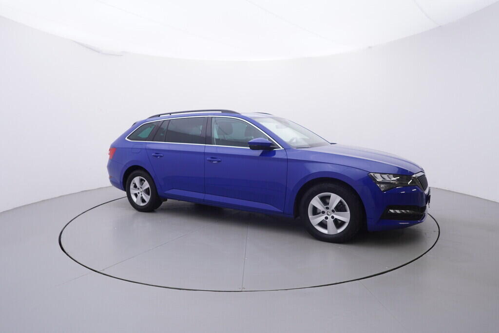 OV190V10505_16.webp_SUPERB Ambition 2.0 TDI 110 kW automat