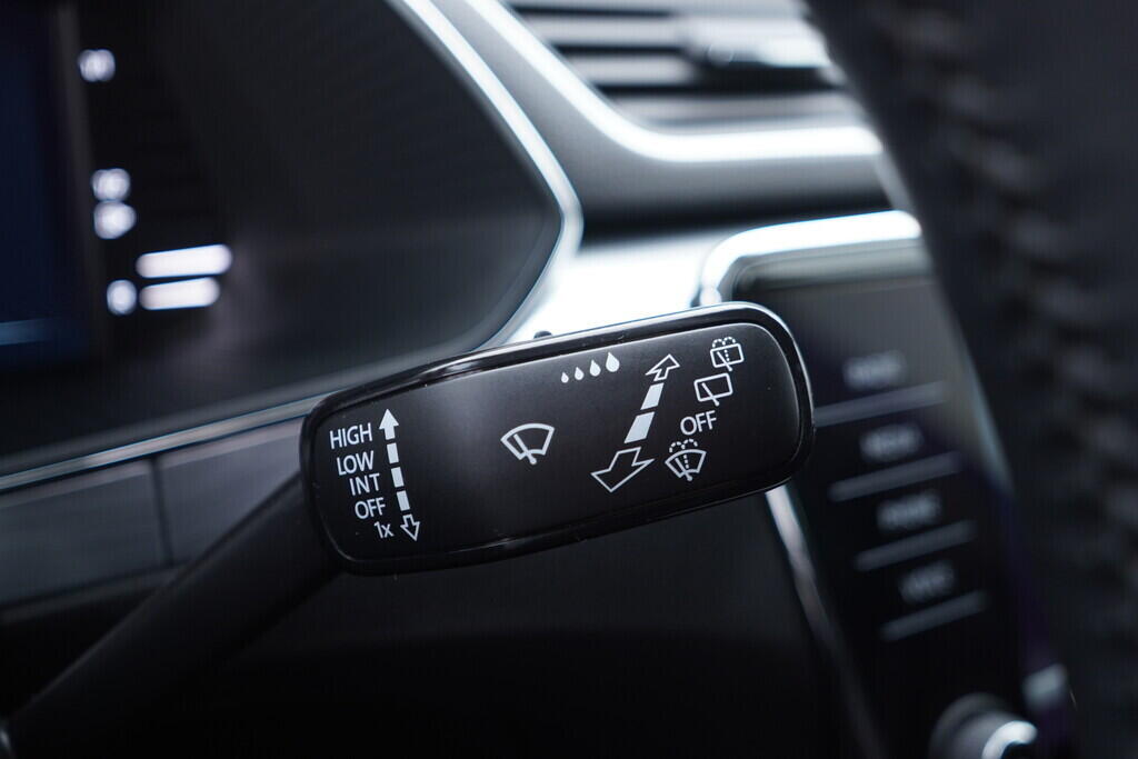 OV190V10505_25.webp_SUPERB Ambition 2.0 TDI 110 kW automat