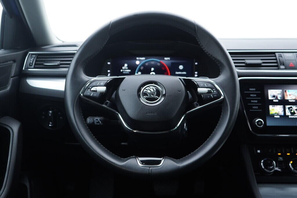 OV190V10505_27.webp_SUPERB Ambition 2.0 TDI 110 kW automat