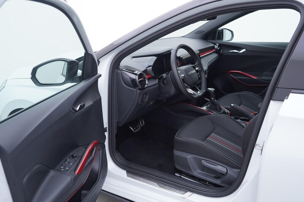 OV190V10510_18.webp_FABIA Monte Carlo 1.0 TSI 85 kW automat, DPH